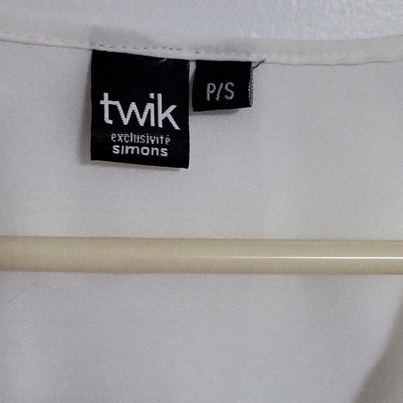 Simons Twik sheer white top for women,pre-owned. Small size. - Picture 3 of 5